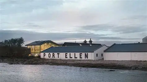 Port Ellen: La destilería que el tiempo convirtió en leyenda.