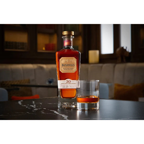 Bushmills 30 Years 46° 70 cl + GBX (3 bottles)