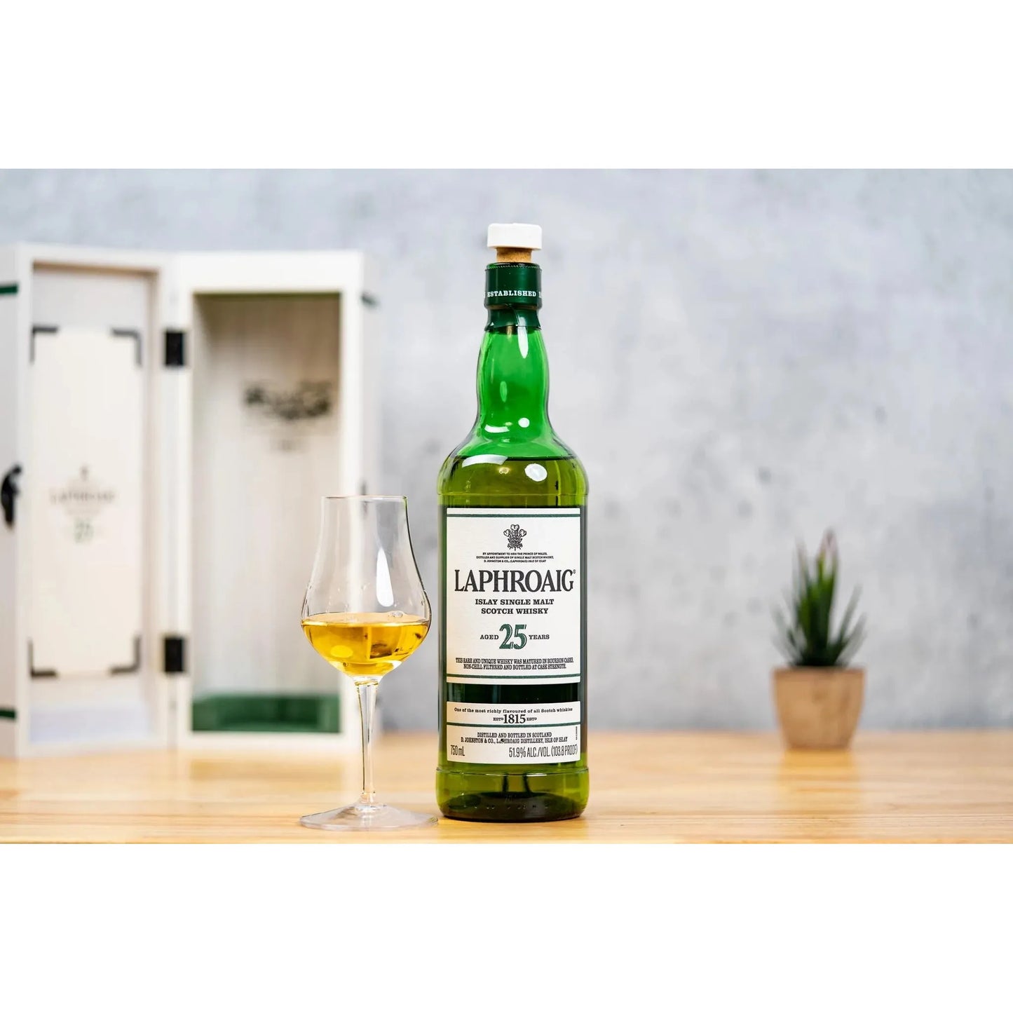 Laphroaig Cask Strength 25YO 2022